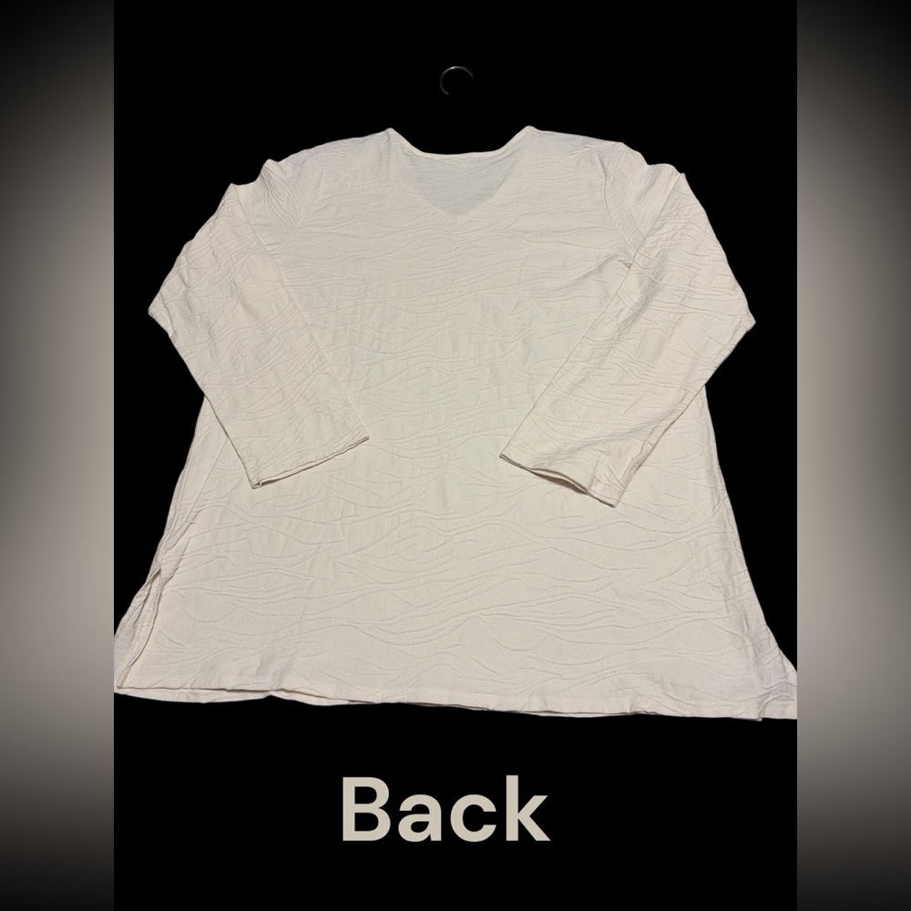 Women's Cream V-Neck Tunic Top - Picture 6 of 7